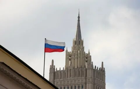МИД РФ предупредил россиян о возможных проблемах с рейсами через страны Персидского залива