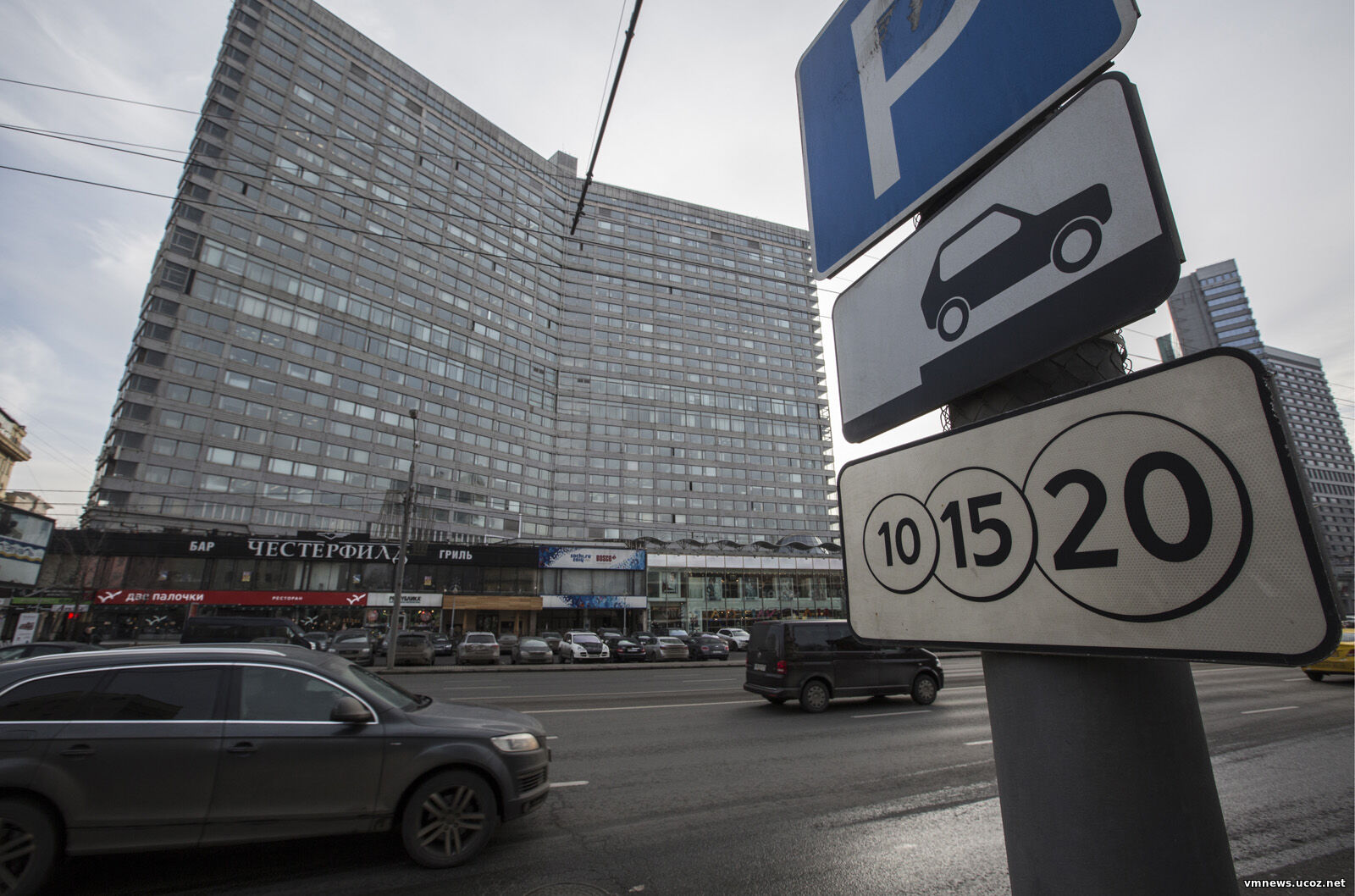 Парковки в Москве будут бесплатными в майские праздники