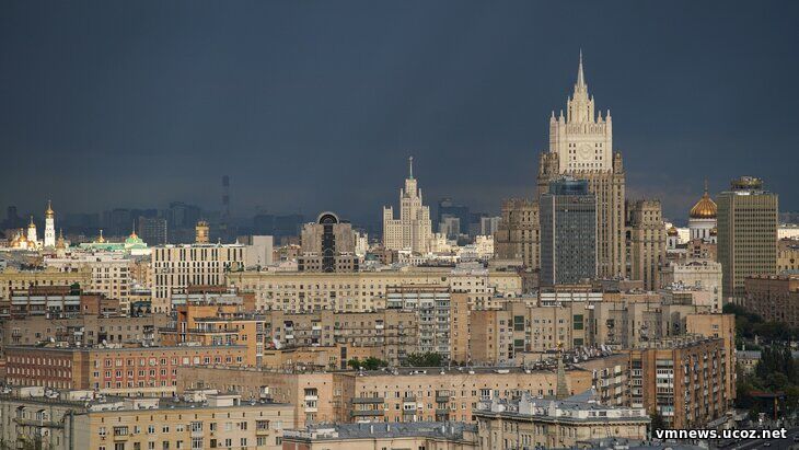 В Москве ожидается гроза и сильный ветер до конца дня