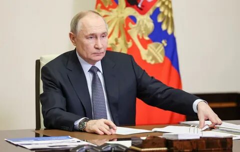 Путин запретил вывоз из России наличных и золотых слитков