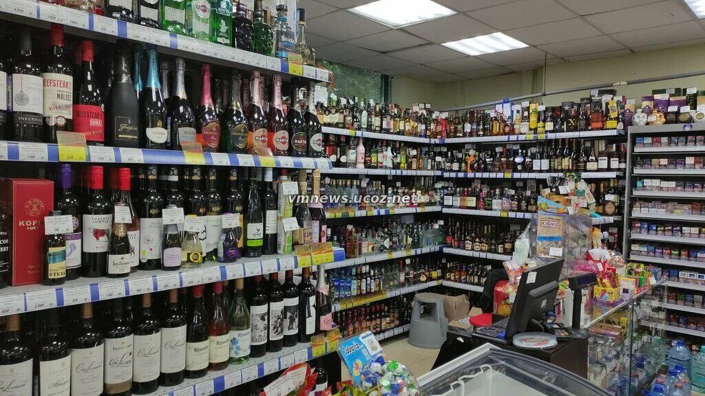 В 60 регионах России введут ограничения на продажу алкоголя в День знаний