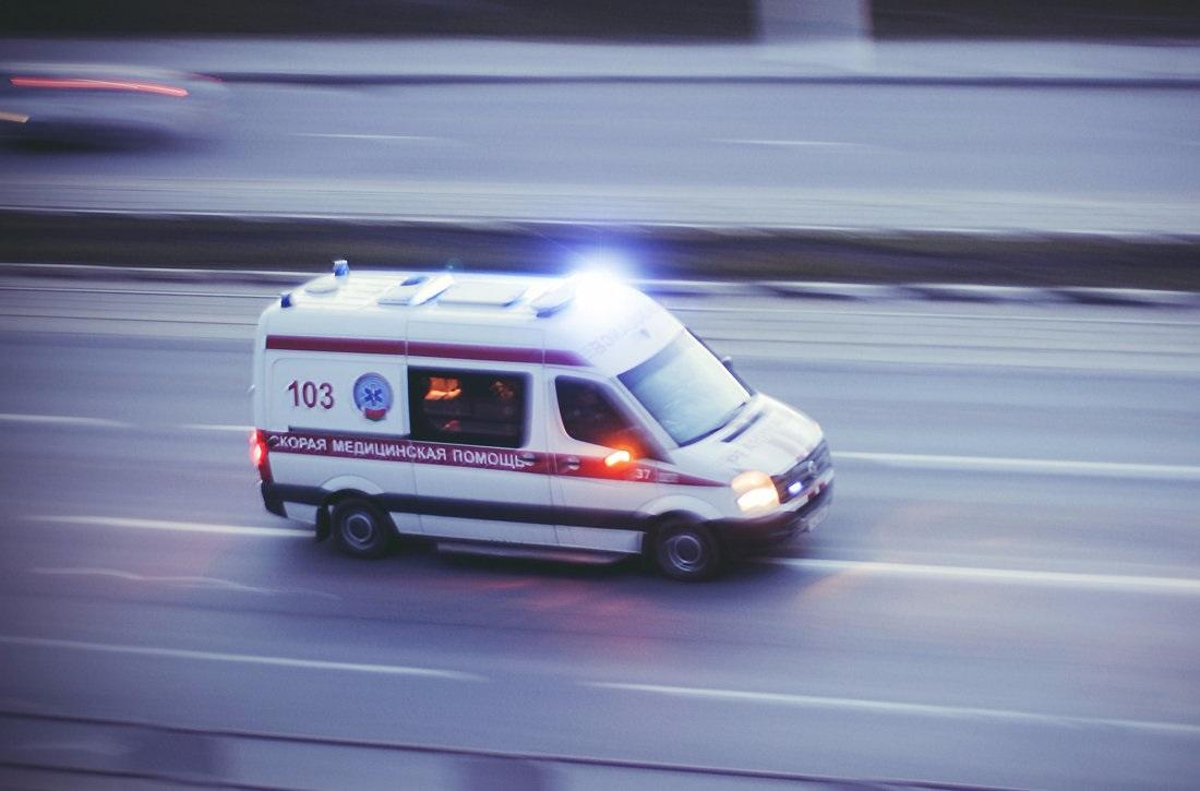 СМИ: В Москве 18-летний студент выжил после падения с 11-го этажа