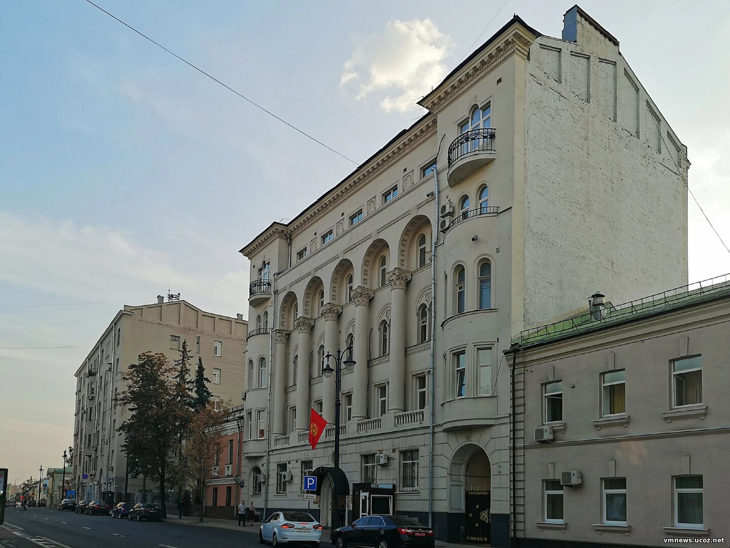 Киргизия приостановила работу посольства в Иране