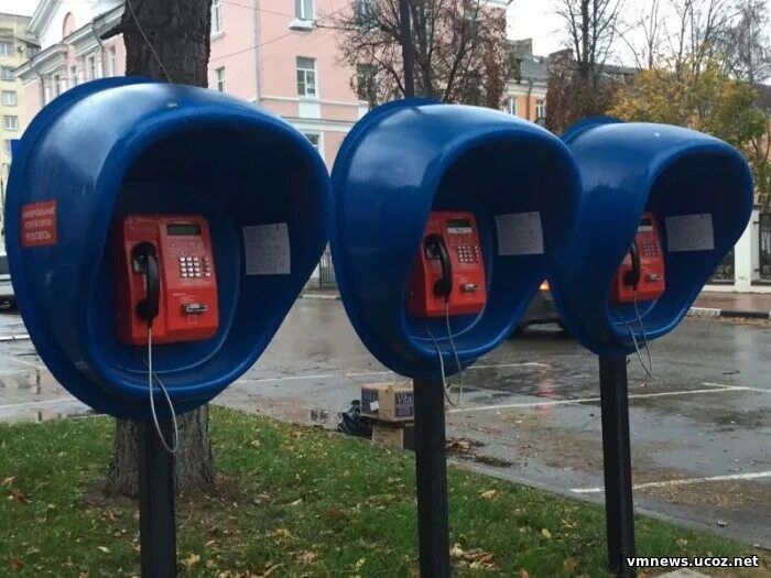 В Москве предложили заменить таксофоны мобильными пунктами защищённой связи